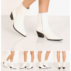 Matisse Caty Bootie White Snake